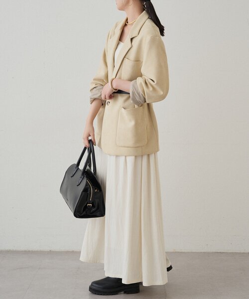 LOUNGEDRESS（ラウンジドレス）の「フェイクスウェードジャケット（テーラードジャケット・レディース・キャメル/ベージュ・FREE）」の8枚目の写真