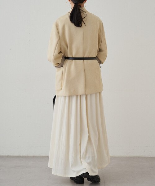 LOUNGEDRESS（ラウンジドレス）の「フェイクスウェードジャケット（テーラードジャケット・レディース・キャメル/ベージュ・FREE）」の9枚目の写真