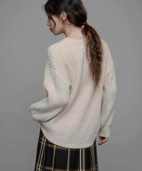 URBAN RESEARCH Sonny Label(アーバンリサーチサニーレーベル)の「モールヤーンニットプルオーバー(ニット/セーター・レディース・グリーン系その他/ピンク/オフホワイト/グレー・FREE)」の2枚目の写真