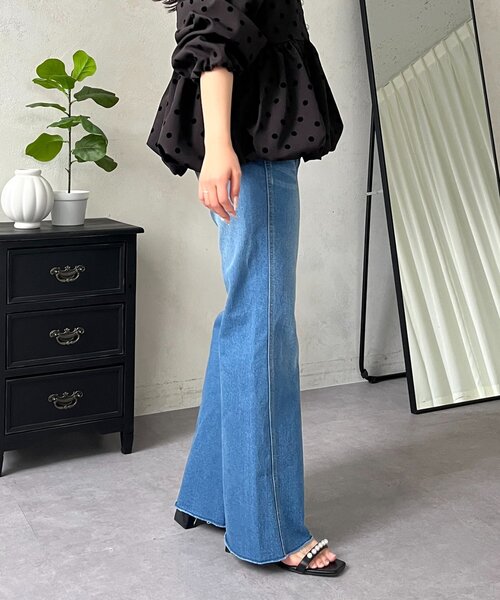 prose verse（プロズヴェール）の「ウエストゴムストレッチセミフレアデニム（デニムパンツ・レディース・インディゴブルー/サックスブルー/ブルー・PL/PM/LARGE/MEDIUM）」の7枚目の写真