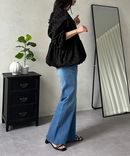 prose verse（プロズヴェール）の「ウエストゴムストレッチセミフレアデニム（デニムパンツ・レディース・インディゴブルー/サックスブルー/ブルー・PL/PM/LARGE/MEDIUM）」の14枚目の写真