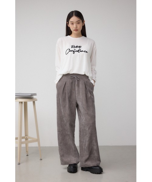 AZUL by moussy(アズールバイマウジー)の「シシュウロゴロングスリーブTシャツ(Tシャツ/カットソー・レディース・ブラック/ライトグレー/ホワイト・FREE)」の19枚目の写真
