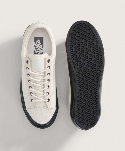 VANS(バンズ)の「VANS PREMIUM オールドスクール / LX Old Skool 36 Lafayette Clas VN000D9R2VZ1(スニーカー・メンズ・ホワイト×ブラック・5.5/6/6.5/7/7.5/8/8.5/9/9.5/10/10.5/11/12/5)」の3枚目の写真