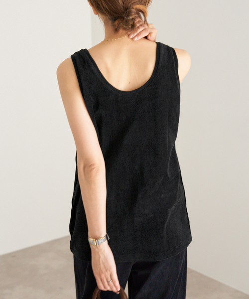 IENA（イエナ）の「Maison IENAベロアタンクトップ（タンクトップ・レディース・ブラック・FREE）」の4枚目の写真