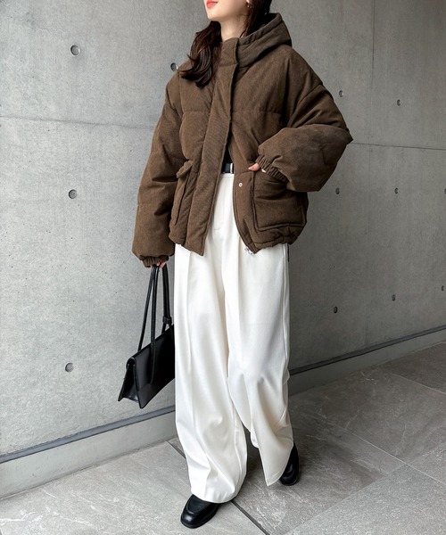 andme（アンドミー）の「細コーデュロイ中綿ダウンジャケット（ダウンジャケット/コート・レディース・ブラウン/カーキ系/ライトベージュ/チャコールグレー・M/MS）」の7枚目の写真