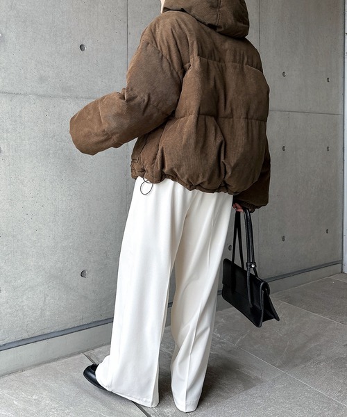 andme（アンドミー）の「細コーデュロイ中綿ダウンジャケット（ダウンジャケット/コート・レディース・ブラウン/カーキ系/ライトベージュ/チャコールグレー・M/MS）」の8枚目の写真