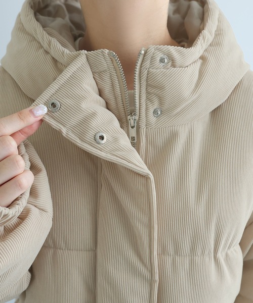 andme（アンドミー）の「細コーデュロイ中綿ダウンジャケット（ダウンジャケット/コート・レディース・ブラウン/カーキ系/ライトベージュ/チャコールグレー・M/MS）」の19枚目の写真