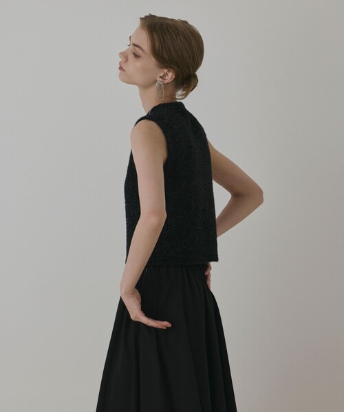 GRACE CONTINENTAL(グレースコンチネンタル)の「ラメフェザ-ニットトップ(その他トップス・レディース・ブラック/ホワイト・36)」の16枚目の写真