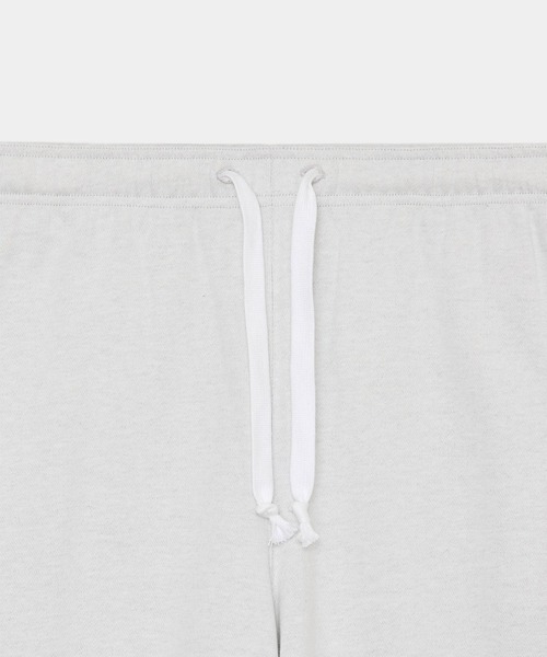 markaware（マーカウェア）の「【markaware/marka】リサイクルスビンオーガニックコットン裏毛 / ワイドストレートイージーパンツ / WIDE STRAIGHT EASY PANTS（スウェットパンツ・メンズ・ブラック/ライトグレー・1/2）」の6枚目の写真