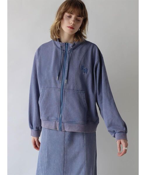 :ETHROF(イーサオブ)の「HIGH-NECK LOGO SWEAT JACKET(スウェット・レディース・ブラック/ブルー・MEDIUM)」の6枚目の写真