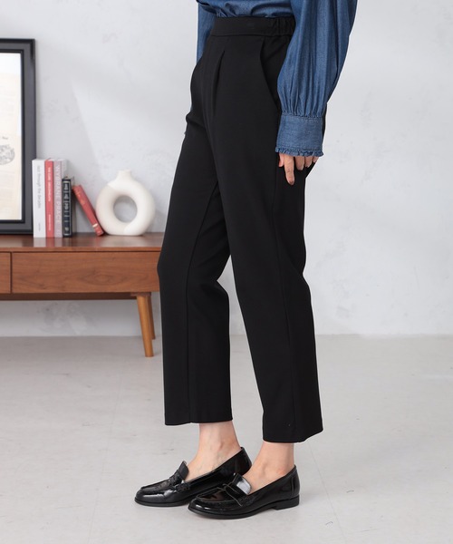 GALLORIA(ギャローリア)の「着心地楽々 ポンチタックテーパードパンツ(その他パンツ・レディース・ダークブラウン/モカ/ブラック・M/S/LL/L)」の4枚目の写真