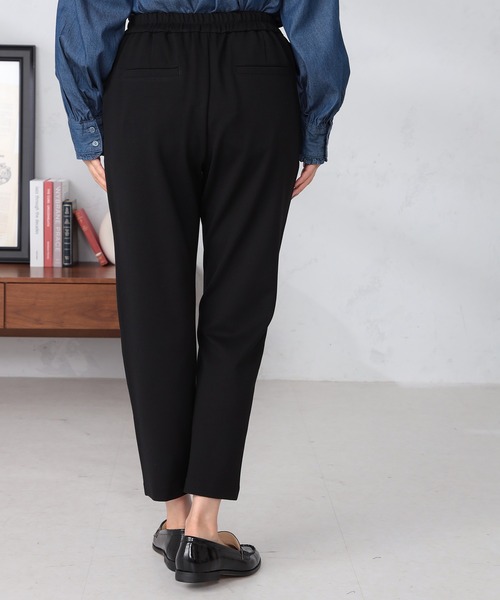 GALLORIA(ギャローリア)の「着心地楽々 ポンチタックテーパードパンツ(その他パンツ・レディース・ダークブラウン/モカ/ブラック・M/S/LL/L)」の5枚目の写真