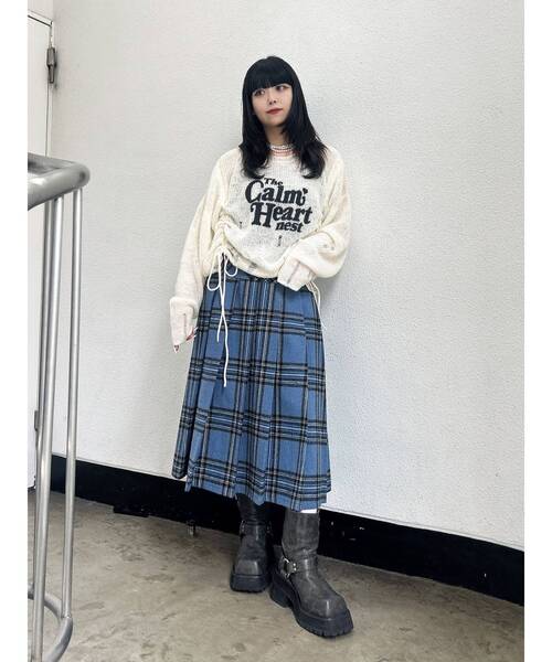 jouetie（ジュエティ）の「ギャザーシアーダメージニット（ニット/セーター・レディース・ブラック/ブルー/ボルドー/アイボリー・MEDIUM）」の14枚目の写真