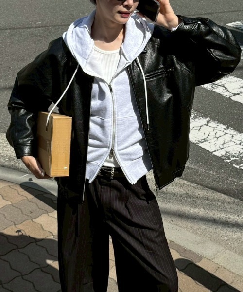 Chikashitsu +(チカシツプラス)の「【Chikashitsu +】cropped zip up loose arm hoodie / 【チカシツプラス】クロップドジップアップルーズアームパーカー <着用動画あり>(パーカー・メンズ・杢グレー/グレー/ブラック・ONE SIZE)」の22枚目の写真