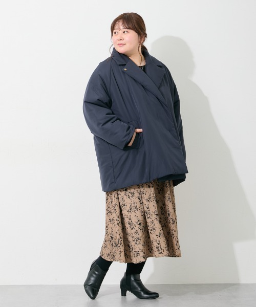 SMILE LAND（スマイルランド）の「＜大きいサイズ＞ミディアム丈中わたモンスターコート（ダウンジャケット/コート・レディース・カーキ系/ブラック/グレー・3L～4L/L～LL/5L～6L）」の6枚目の写真