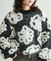 BIGフラワーモチーフジャガードプルオーバー