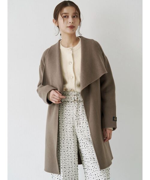 TONAL(トーナル)の「ラメニット金釦カーデ(カーディガン/ボレロ・レディース・オフホワイト/ブラック/レッド・MEDIUM)」の17枚目の写真