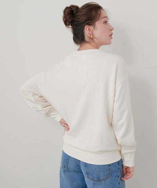 sanrio（サンリオ）の「【sanrio characters】パティ＆ジミープリント裏毛ドロップショルダーレトロプリントスウェットプルオーバー《サンリオキャラクターズ》（スウェット・レディース・ブラック/アイボリー・LL/L/M）」の15枚目の写真