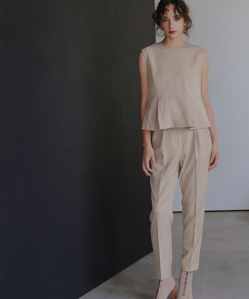 Callarus(カラルス)の「チュール切替ペプラムデザインストライプブラウスパンツセットアップドレス〔Callarus〕(パンツドレス・レディース・グレー/ブラック/ベージュ・M/L/LL/3L)」の15枚目の写真