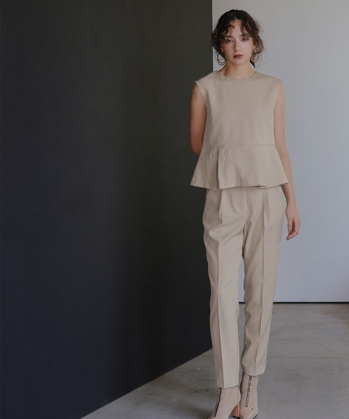 Callarus(カラルス)の「チュール切替ペプラムデザインストライプブラウスパンツセットアップドレス〔Callarus〕(パンツドレス・レディース・グレー/ブラック/ベージュ・M/L/LL/3L)」の18枚目の写真