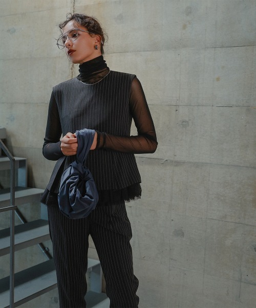 Callarus(カラルス)の「チュール切替ペプラムデザインストライプブラウスパンツセットアップドレス〔Callarus〕(パンツドレス・レディース・グレー/ブラック/ベージュ・M/L/LL/3L)」の7枚目の写真