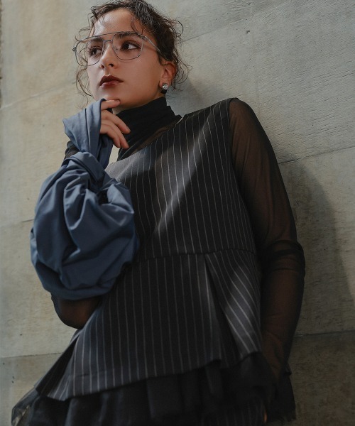 Callarus(カラルス)の「チュール切替ペプラムデザインストライプブラウスパンツセットアップドレス〔Callarus〕(パンツドレス・レディース・グレー/ブラック/ベージュ・M/L/LL/3L)」の10枚目の写真