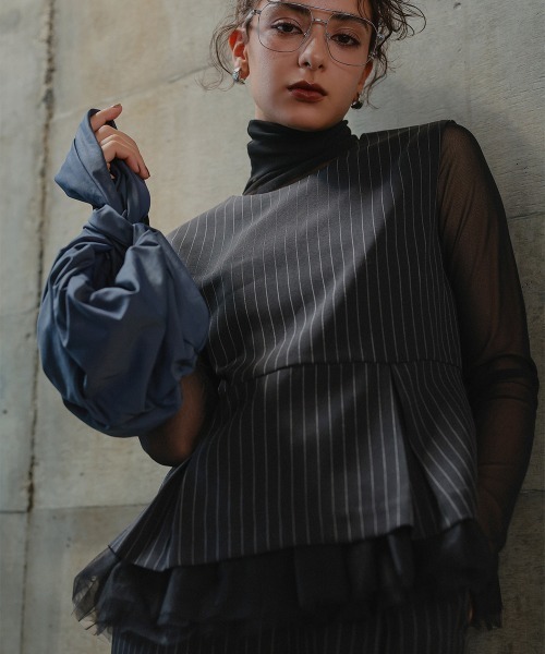 Callarus(カラルス)の「チュール切替ペプラムデザインストライプブラウスパンツセットアップドレス〔Callarus〕(パンツドレス・レディース・グレー/ブラック/ベージュ・M/L/LL/3L)」の11枚目の写真