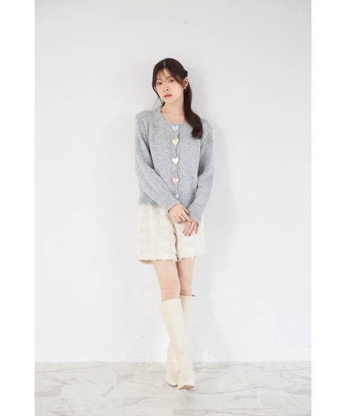 tocco closet（トッコ　クローゼット）の「【ZOZO限定】カラフルハート釦スカラップニットカーディガン（カーディガン/ボレロ・レディース・アイボリー/グレー・M）」の12枚目の写真