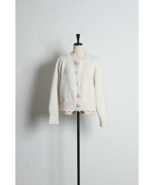 tocco closet（トッコ　クローゼット）の「【ZOZO限定】カラフルハート釦スカラップニットカーディガン（カーディガン/ボレロ・レディース・アイボリー/グレー・M）」の19枚目の写真
