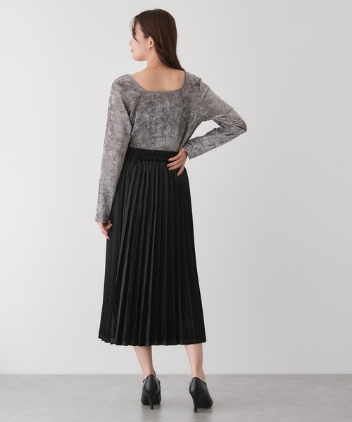 Jayro（ジャイロ）の「前後2WAYフロッキーメッシュプルオーバー（Tシャツ/カットソー・レディース・チャコールグレー/ホワイト系その他2/ベージュ・M）」の9枚目の写真