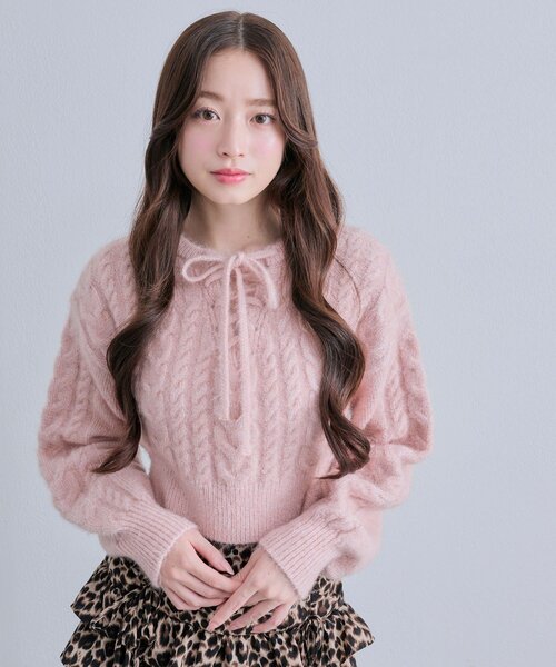 OLIVE des OLIVE（オリーブデオリーブ）の「キラキラケーブルニット（ニット/セーター・レディース・オフホワイト/ピンク/トップグレー・FREE）」の19枚目の写真