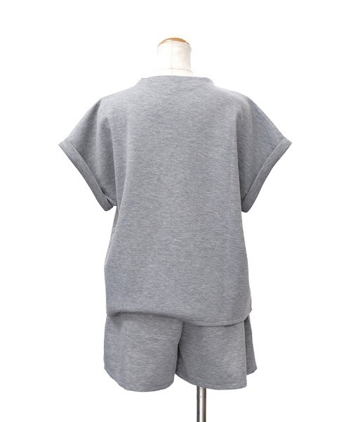 CLOTHY(クロシィ)の「【ワンマイルウェアやおうち時間に◎】半袖スウェットセットアップ(セットアップ・レディース・グレー・FREE)」の9枚目の写真