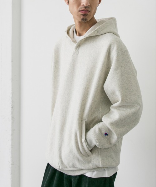 Champion（チャンピオン）の「『別注』Champion×DOORS　RW HALF SNAP PARKA（パーカー・メンズ・カーキ/ブラック/グレー/ブルー/レッド/オートミール/スミクロ/ネイビー/イエロー/パープル・MEDIUM/LARGE/X-LARGE）」の4枚目の写真