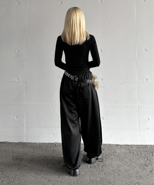 jiasecond.（ジアセカンド）の「【jiasecond.】ファー付きベルト / ベルト 服飾雑貨 フェイクファー 合皮 合成皮革 ふわふわ ブラック ブラウン ZOZOTOWN限定（ベルト・レディース・ブラック/ブラウン・FREE）」の8枚目の写真