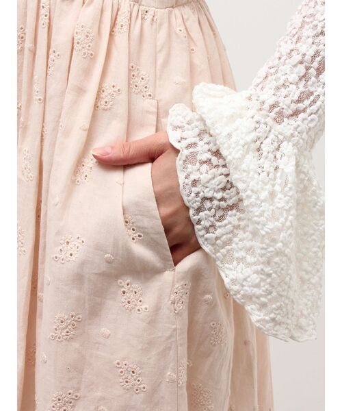 merry jenny（メリージェニー）の「flower laceフレアワンピース（ワンピース・レディース・オフホワイト/ピンク・FREE）」の20枚目の写真