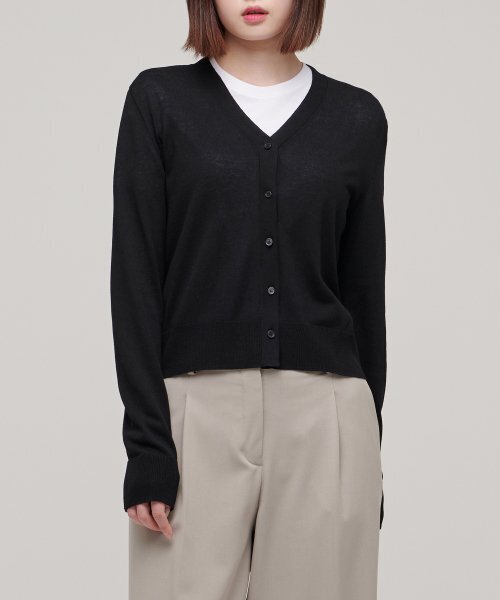 MUSINSA STANDARD WOMAN（ムシンサスタンダードウーマン）の「レディースリネンブレンドカーディガン[ブラック]（カーディガン/ボレロ・レディース・その他・SMALL/MEDIUM/LARGE/X-SMALL）」の2枚目の写真