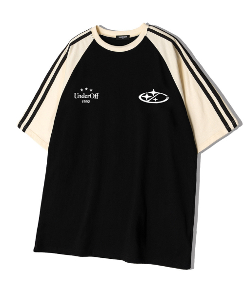 UNDEROFF(アンダーオフ)の「オーバーフィットラグラントラックライン半袖Tシャツスターロゴバーガンディ(Tシャツ/カットソー・レディース・バーガンディー・SMALL/MEDIUM/LARGE/X-LARGE)」の2枚目の写真