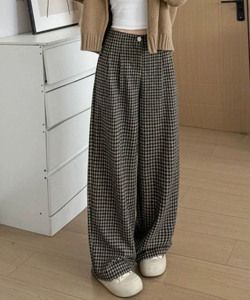 maison de LATIR(メゾンドラティール)の「楽ちんチェックフルレングス夏服ワイドイージーパンツ(その他パンツ・レディース・ブラック/ブラウン/グレー・FREE)」の3枚目の写真