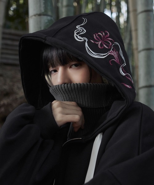 狐独（コドク）の「彼岸花刺繍ビックフーディ（パーカー）」 - WEAR