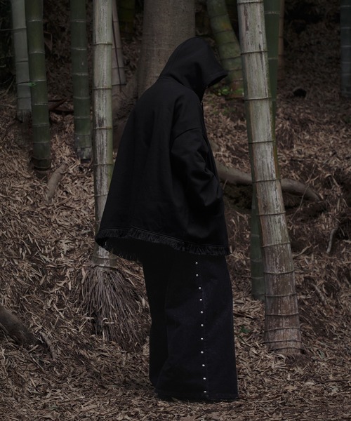 狐独(コドク)の「彼岸花刺繍ビックフーディ(パーカー・メンズ・ネイビー/ブラック・LARGE/MEDIUM)」の7枚目の写真