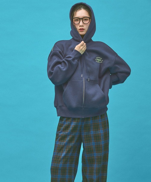 Kappa（カッパ）の「≪Kappa×and ST ウェルネスクラブ≫フロントジップパーカー (ユニセックス)（スウェット・レディース・ブラック/ネイビー/ホワイト・LARGE/MEDIUM/SMALL）」の20枚目の写真