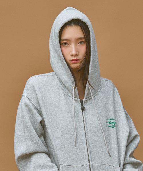 Kappa（カッパ）の「≪Kappa×and ST ウェルネスクラブ≫フロントジップパーカー (ユニセックス)（スウェット・レディース・ブラック/ネイビー/ホワイト・LARGE/MEDIUM/SMALL）」の12枚目の写真