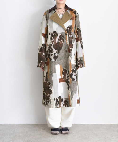 Eimee Law（エイミーロウ）の「カウ柄デニムコラージュptトレンチコート（トレンチコート・レディース・カーキ/グレー・FREE）」の22枚目の写真