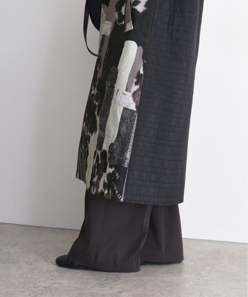 Eimee Law（エイミーロウ）の「カウ柄デニムコラージュptトレンチコート（トレンチコート・レディース・カーキ/グレー・FREE）」の16枚目の写真