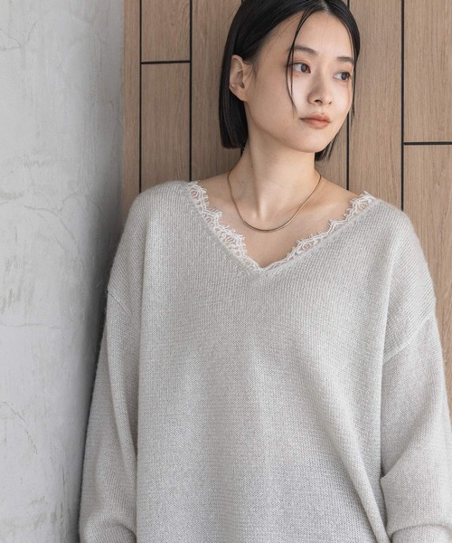 A part by（アパートバイ）の「モヘヤレースVネックニットプルオーバー（ニット/セーター・レディース・ライトグレー/ブラック/グレー系その他3・FREE）」の3枚目の写真