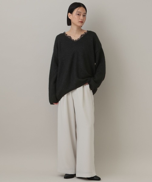 A part by（アパートバイ）の「モヘヤレースVネックニットプルオーバー（ニット/セーター・レディース・ライトグレー/ブラック/グレー系その他3・FREE）」の4枚目の写真