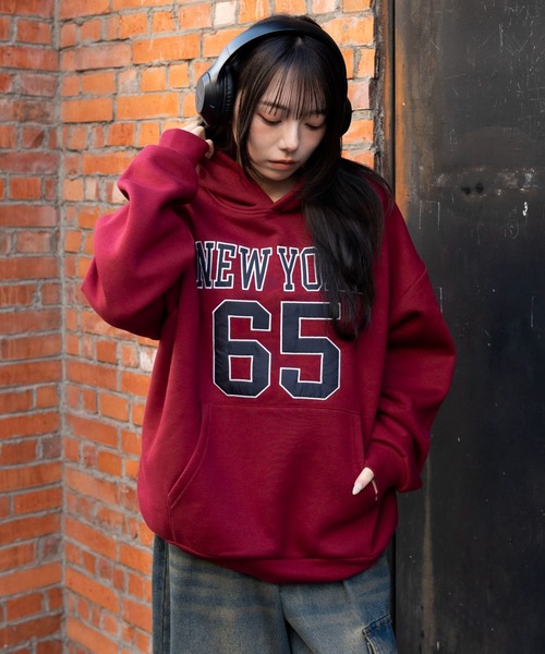 WEGO(ウィゴー)の「WEGO/裏起毛グラフィックビッグプルパーカー(パーカー・レディース・杢グレー/ネイビー/ダークグレー/ワイン・FREE)」の7枚目の写真