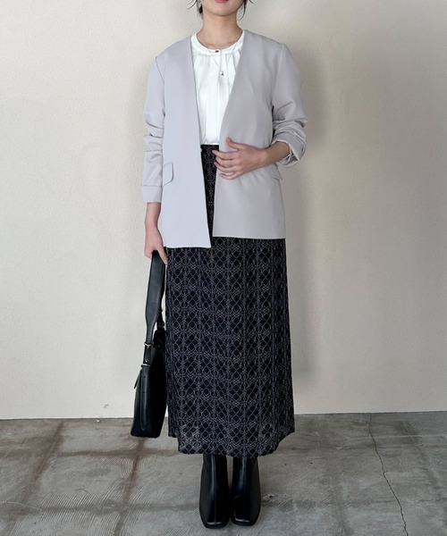 Doux archives(ドゥアルシーヴ)の「コードレースタイトスカート(スカート・レディース・ネイビー/ブラック/オフホワイト・SMALL/MEDIUM)」の20枚目の写真