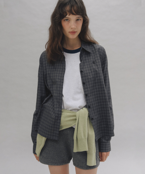 ANDNEEDS(アンドニーズ)の「Veil check shirt (charcoal)(シャツ/ブラウス・レディース・その他・FREE)」の3枚目の写真