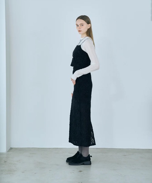 merrylatte(メリーラテ)の「cord velour skirt(スカート・レディース・ブラック・FREE)」の6枚目の写真